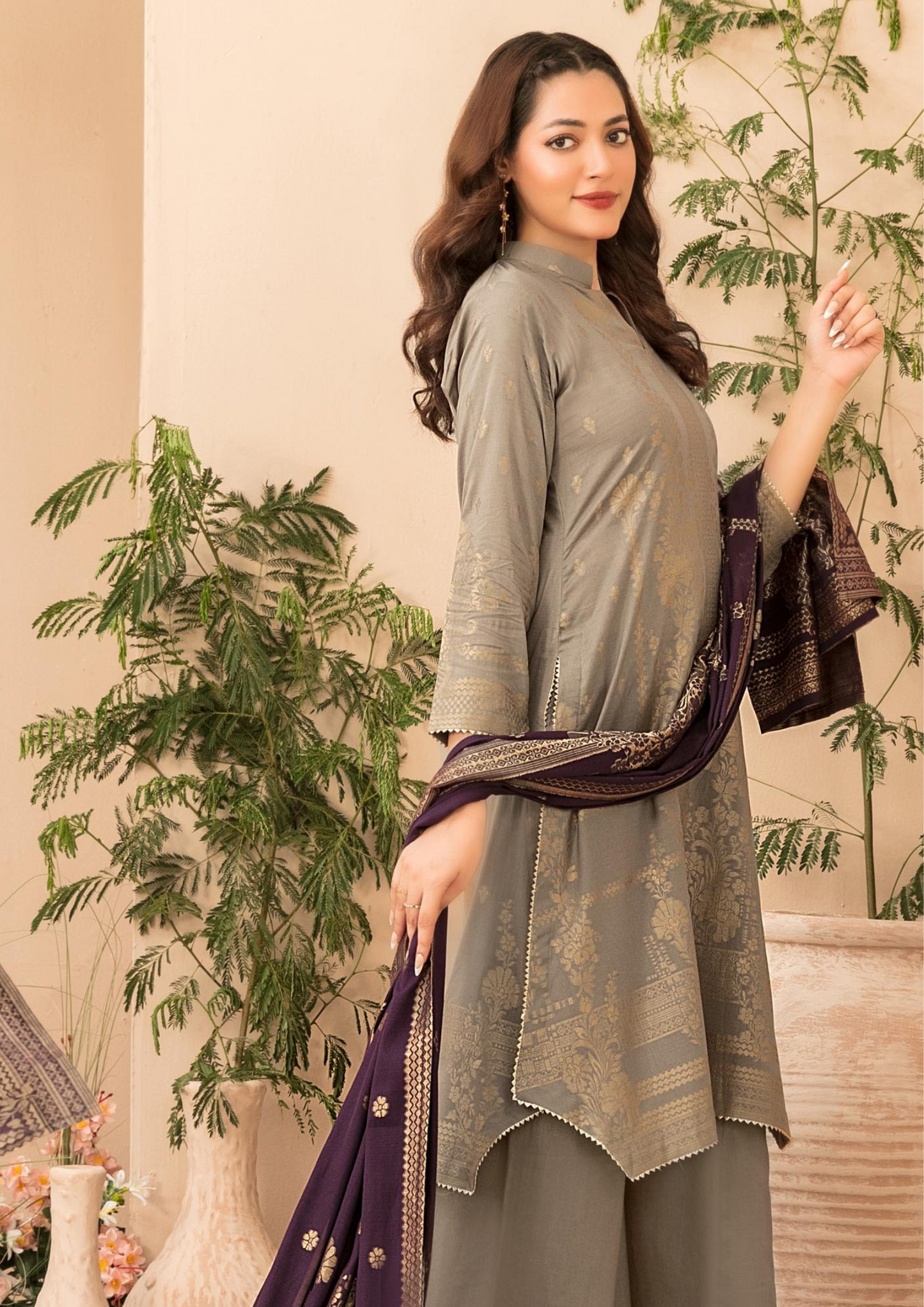 LAWN TALE - Unstitched 3-Piece Broshia Banarsi Lawn