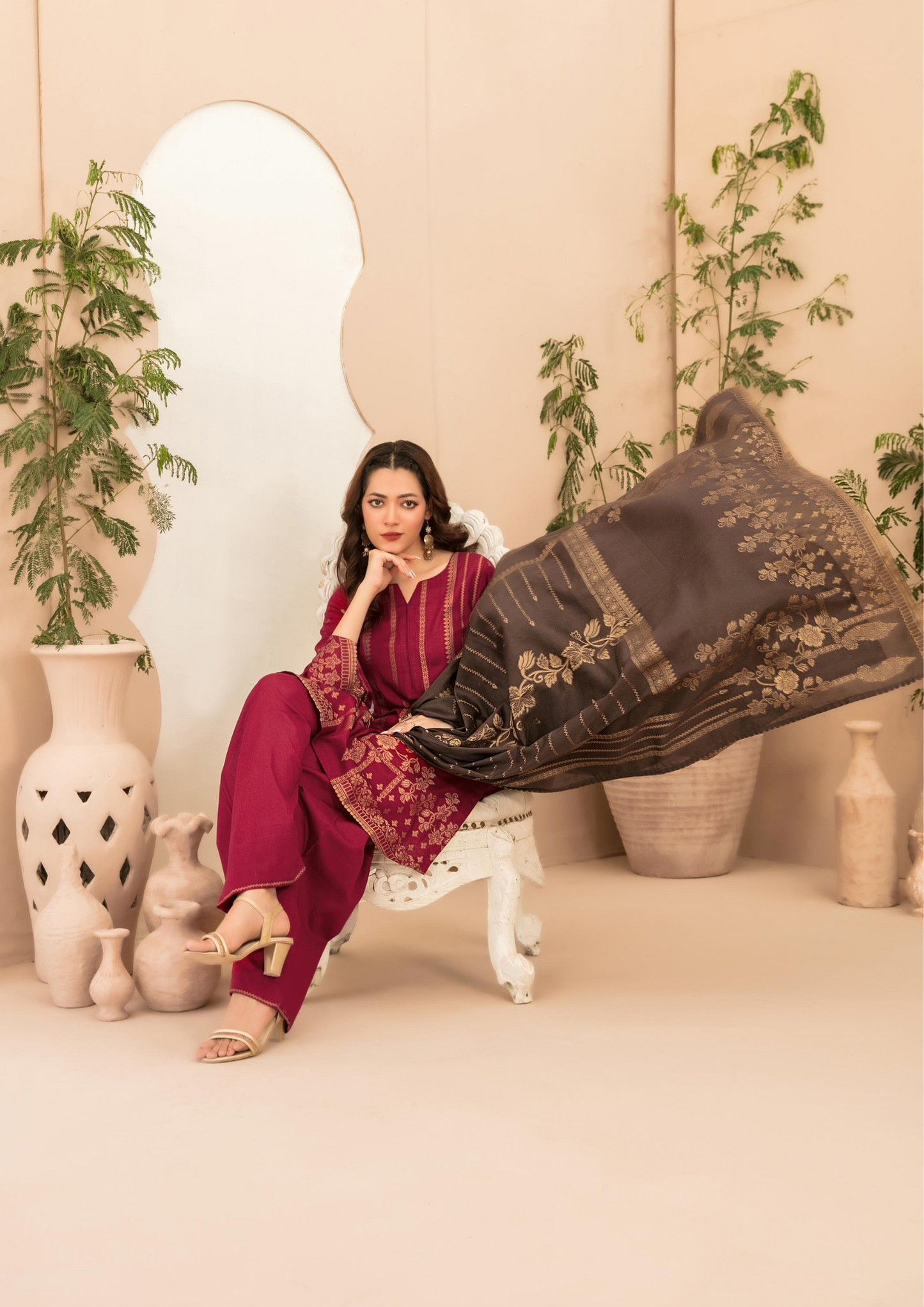 LAWN TALE - Unstitched 3-Piece Broshia Banarsi Lawn