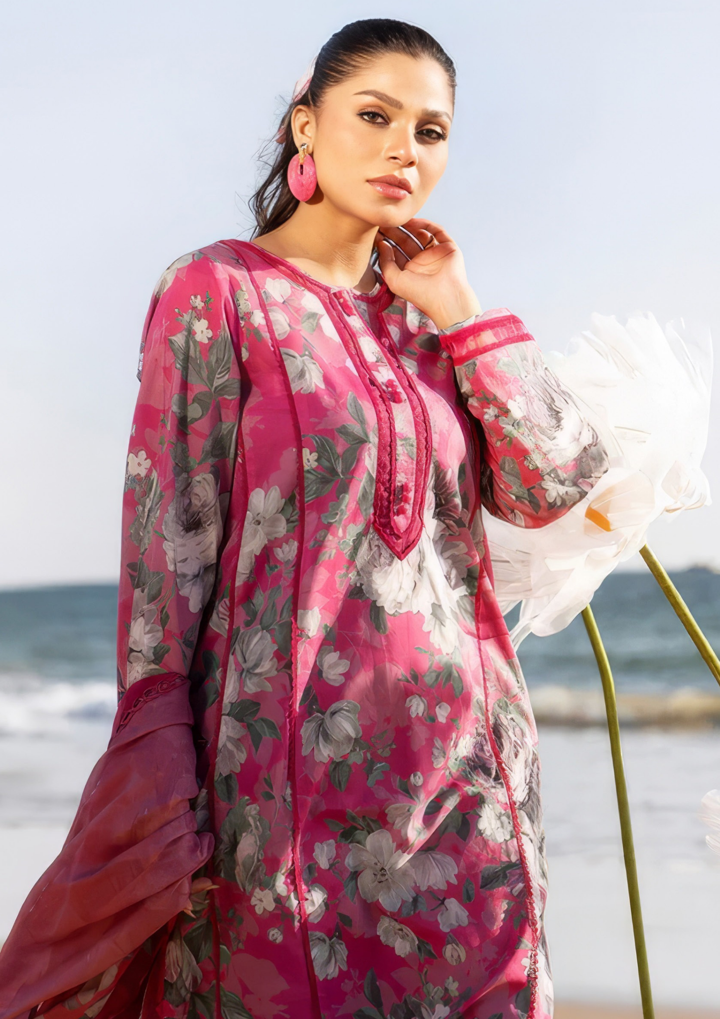 PARIZAAD - Unstitched 3-Piece Digital Print Lawn