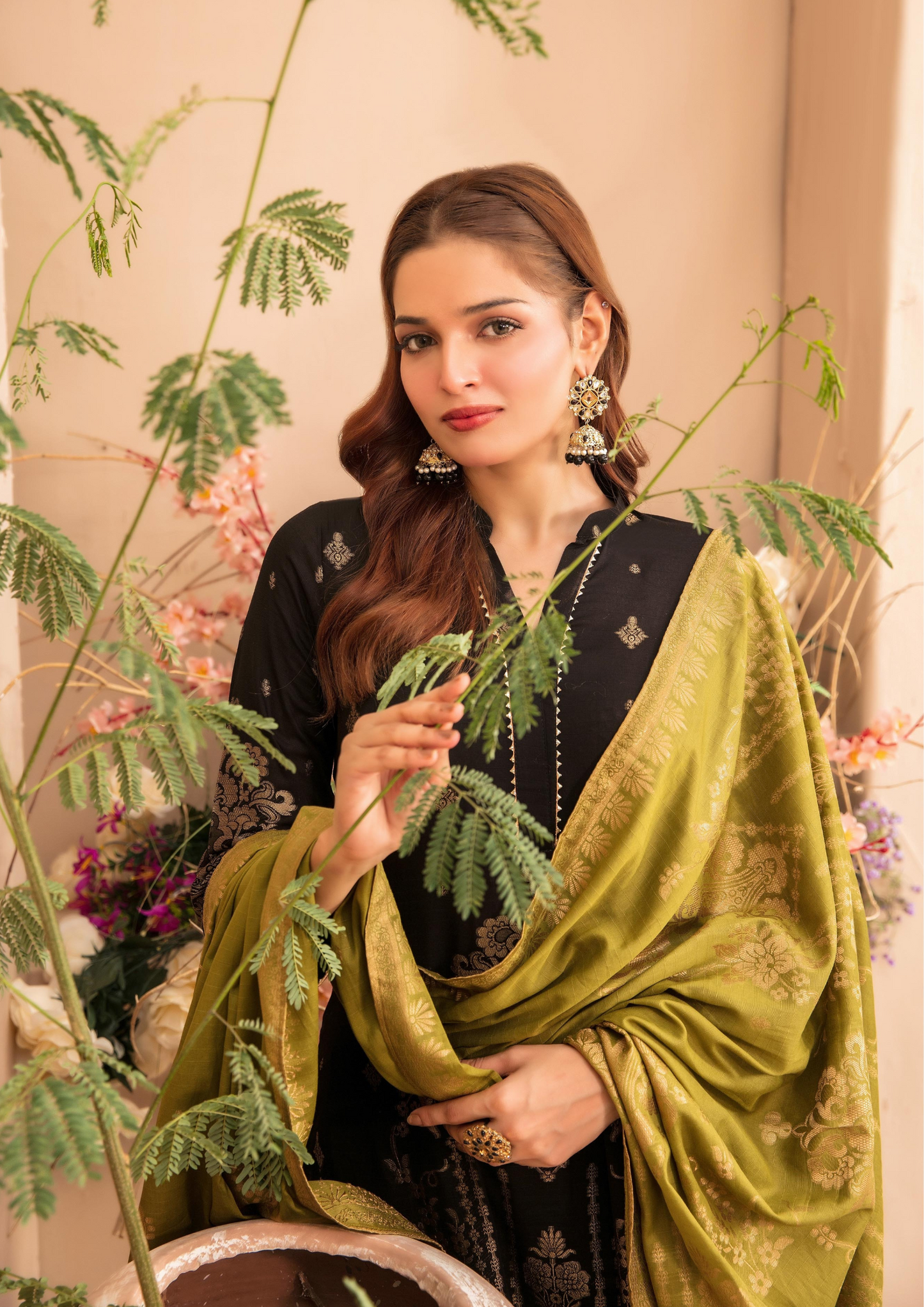 LAWN TALE - Unstitched 3-Piece Broshia Banarsi Lawn