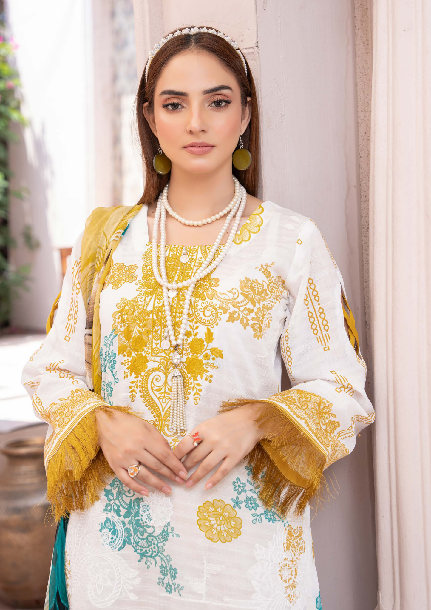 DHAGAY - Unstitched 3-Piece Embroidered Lawn
