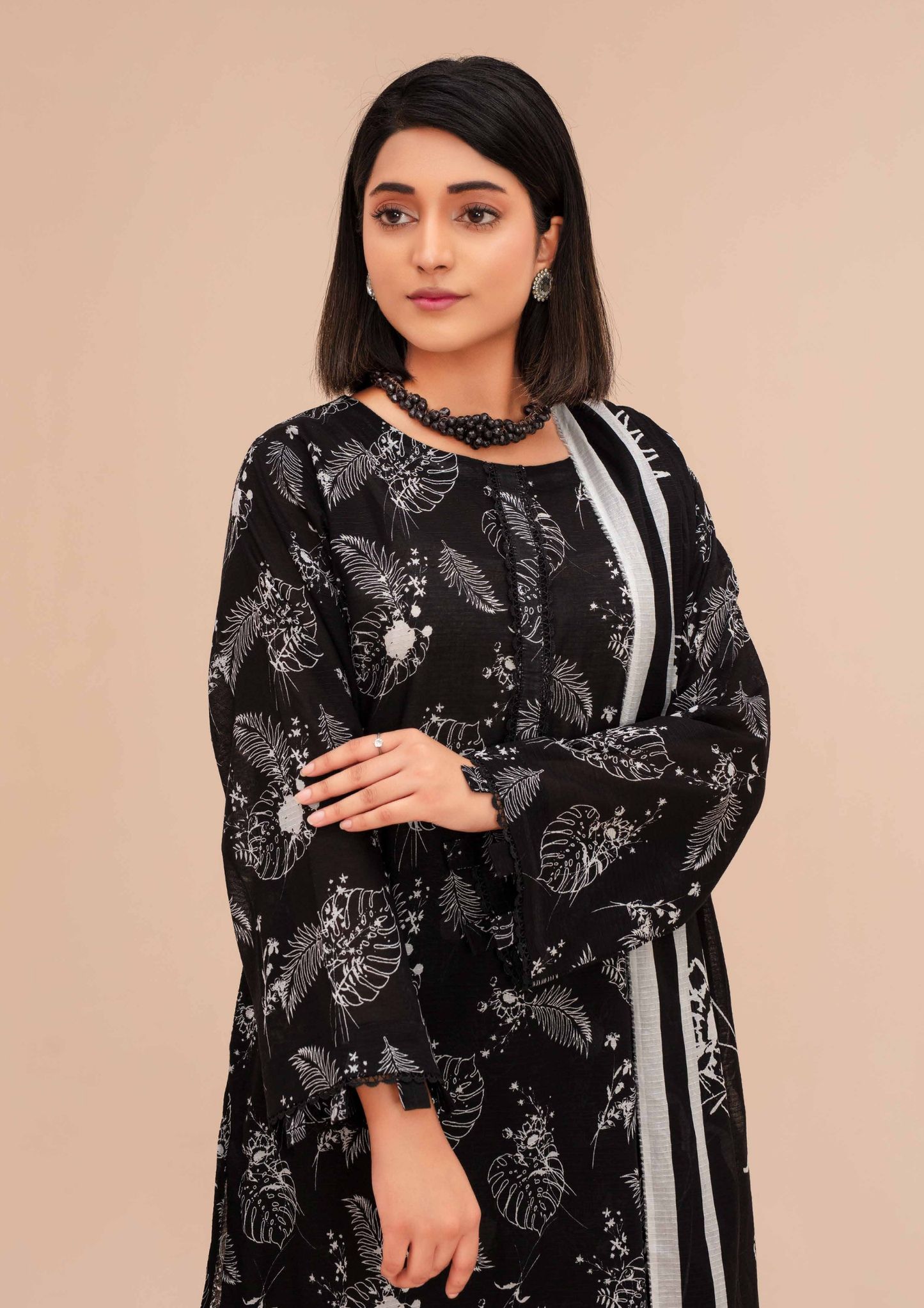 GULL E SIYAH - Unstitched 3-Piece Diigital Printed Lawn