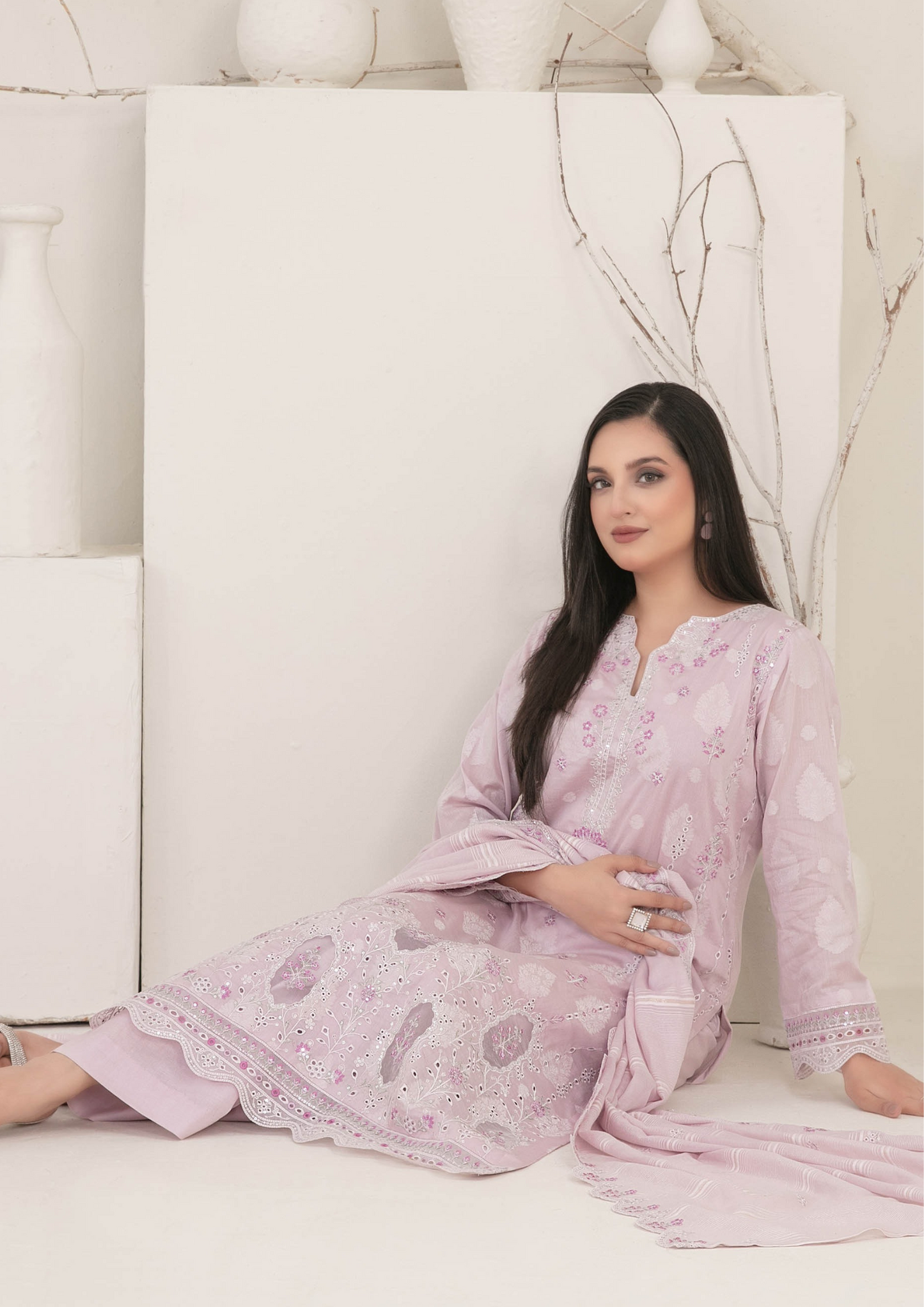 ZEENAT - Unstitched 3-Piece Broshia Banarsi