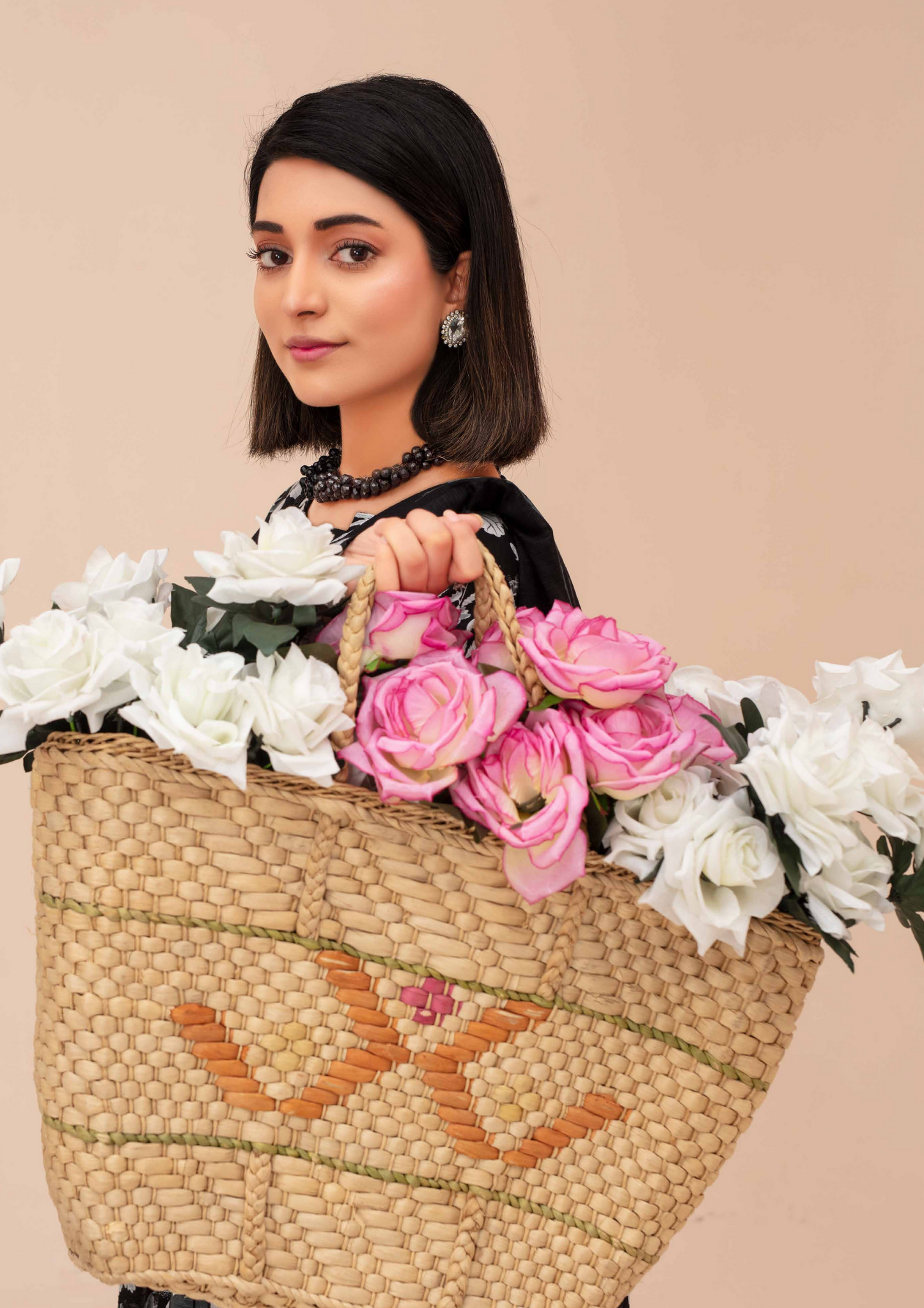 GULL E SIYAH - Unstitched 3-Piece Diigital Printed Lawn