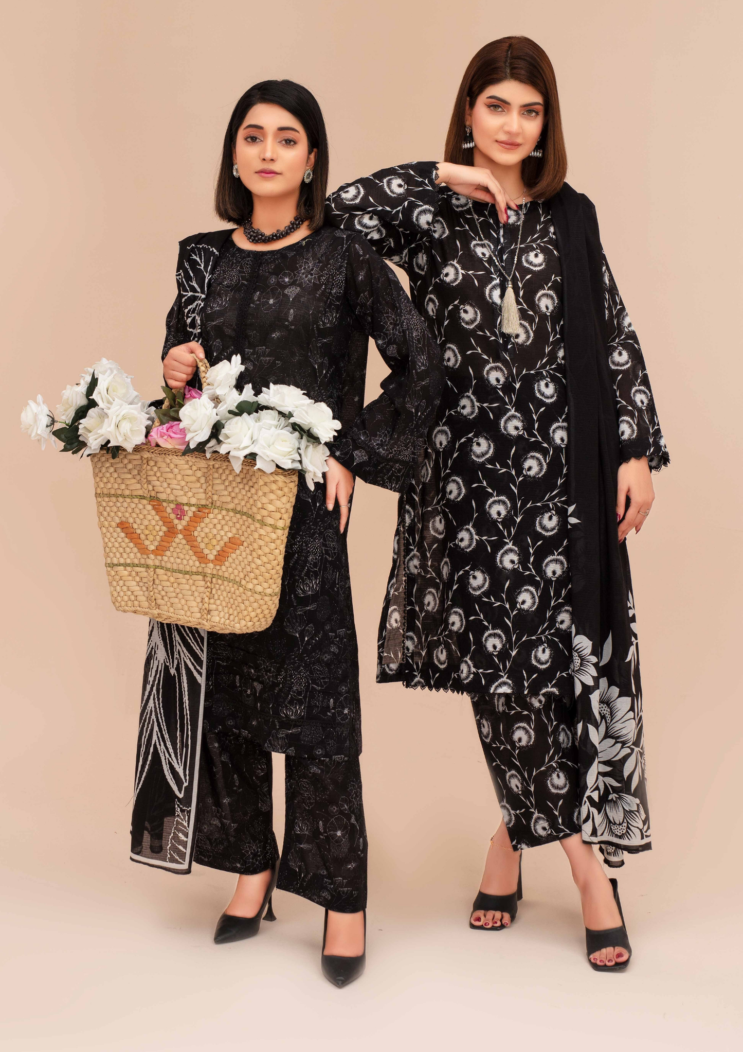 GULL E SIYAH - Unstitched 3-Piece Diigital Printed Lawn