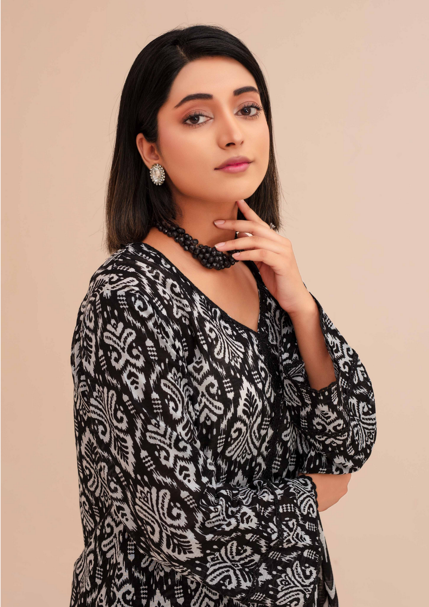 GULL E SIYAH - Unstitched 3-Piece Diigital Printed Lawn