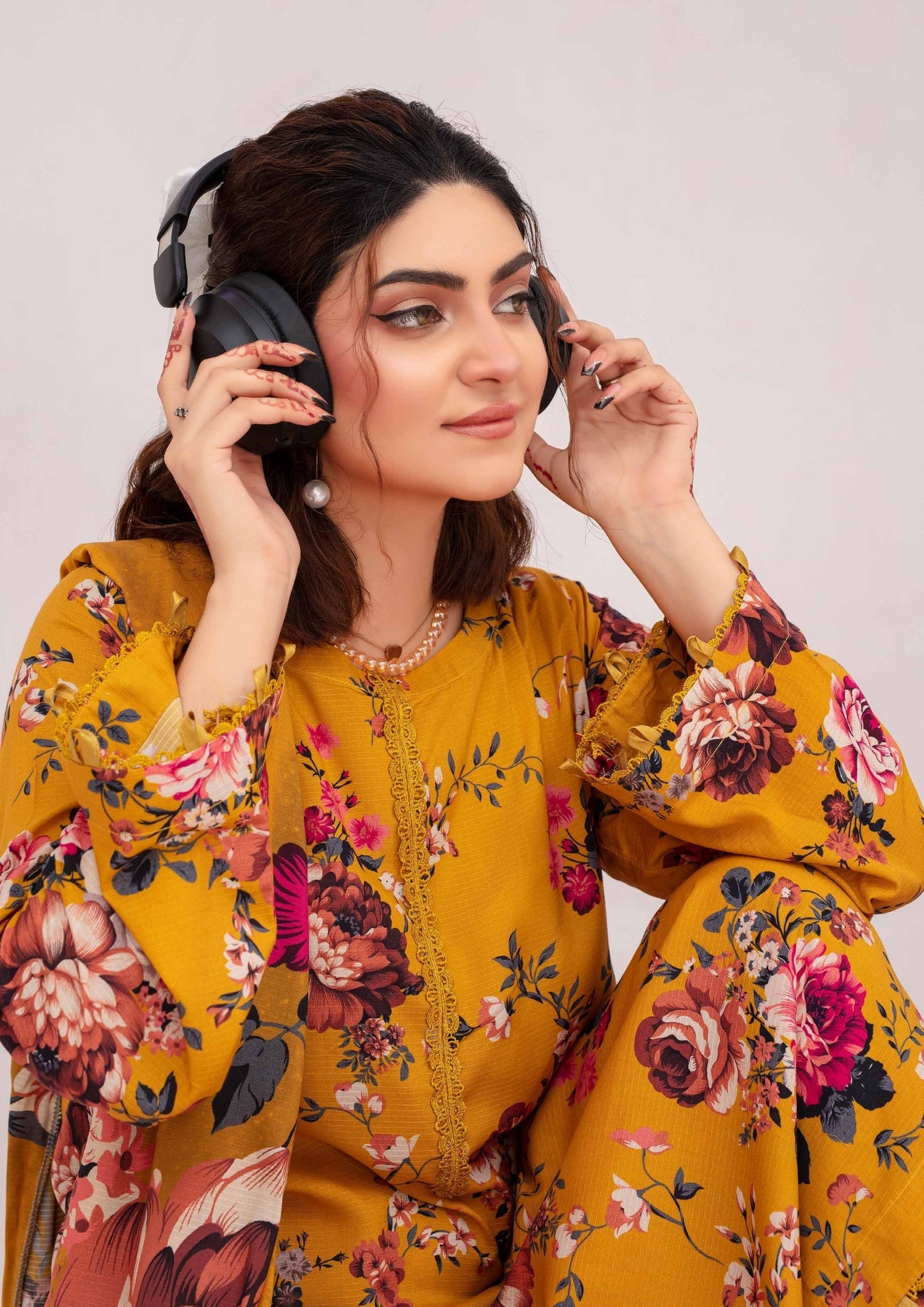 Meena - Unstitched 3-Piece Digital Linen