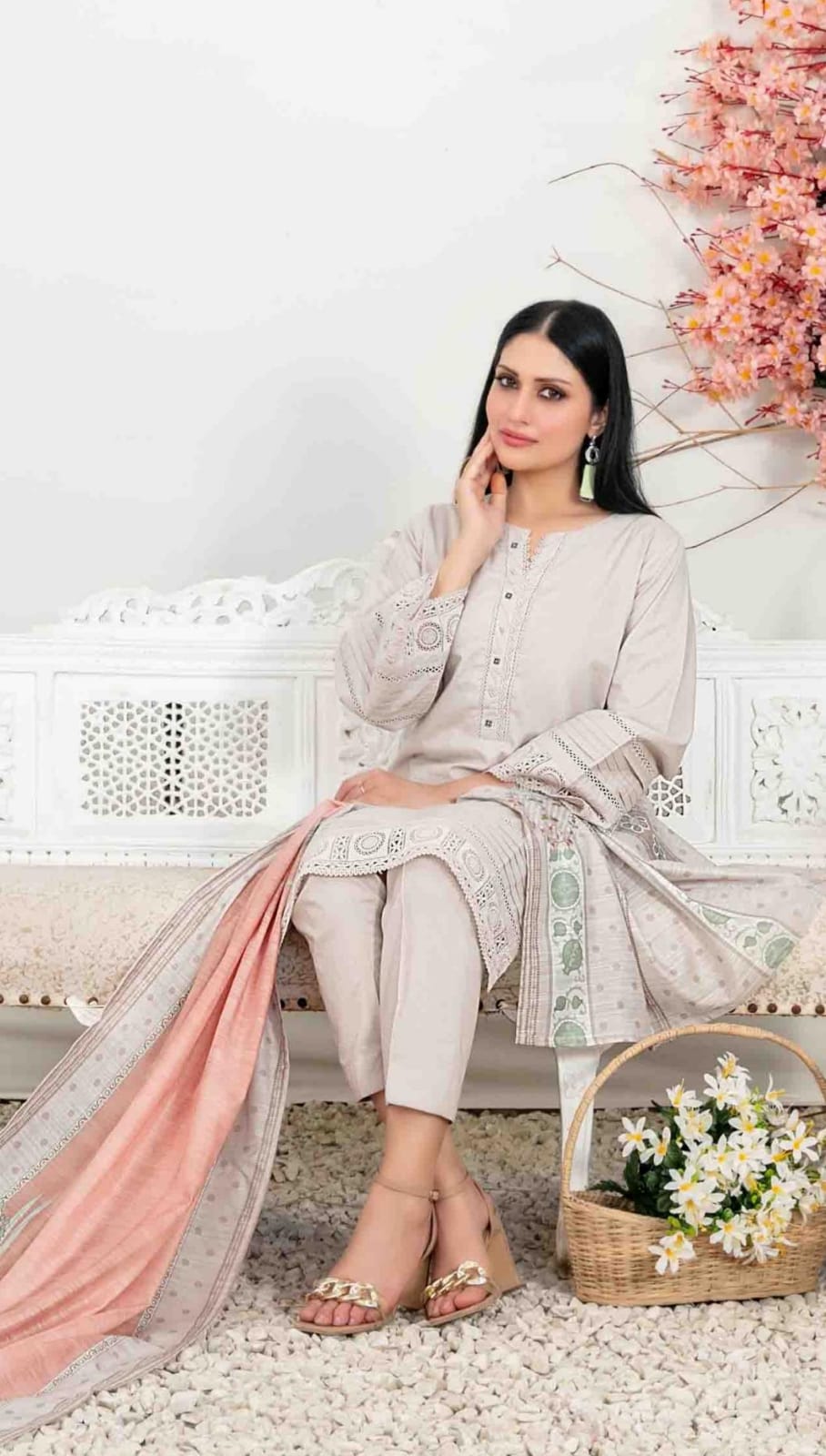 MonCheri Ready to Wear