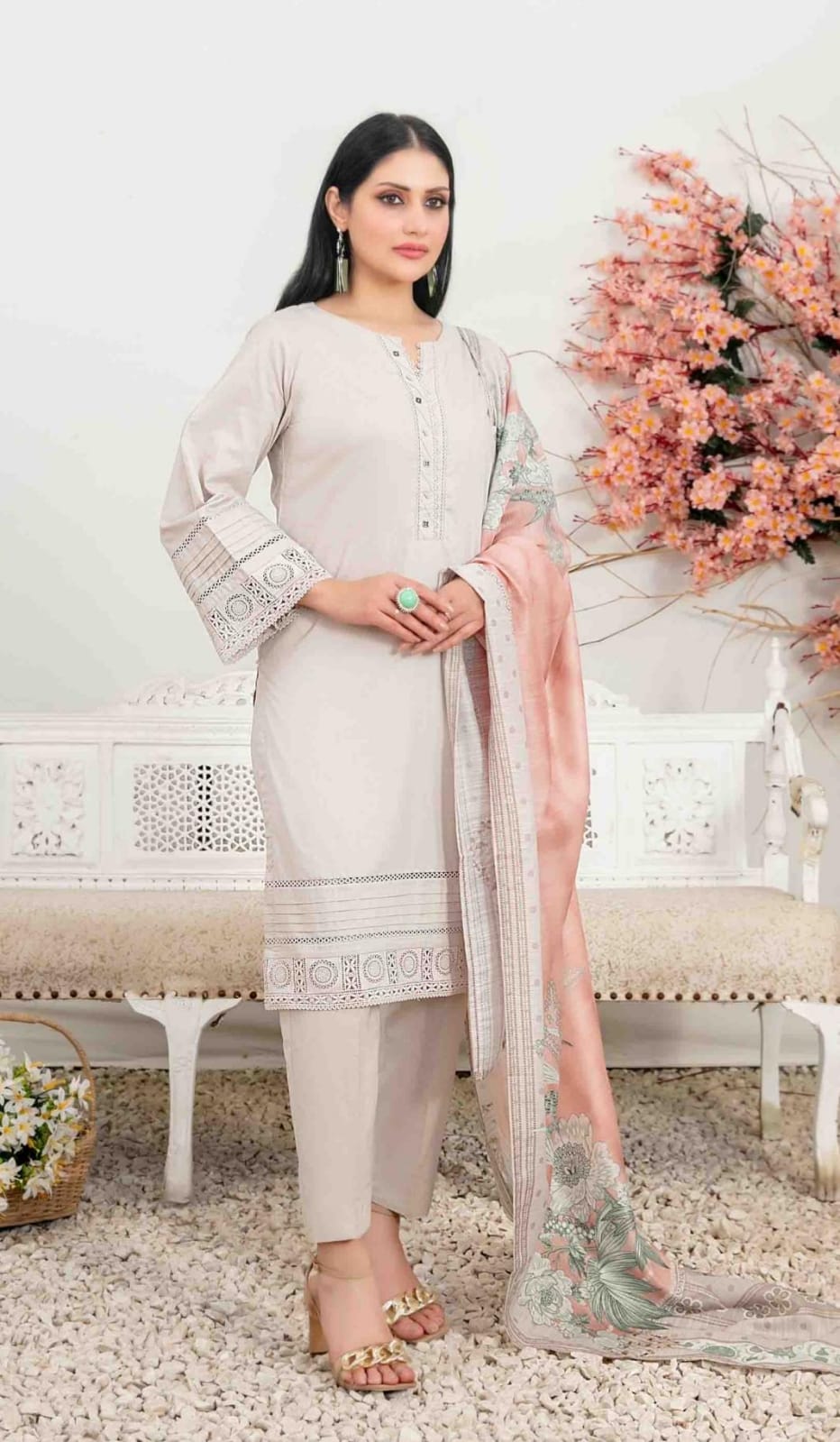 MonCheri Ready to Wear