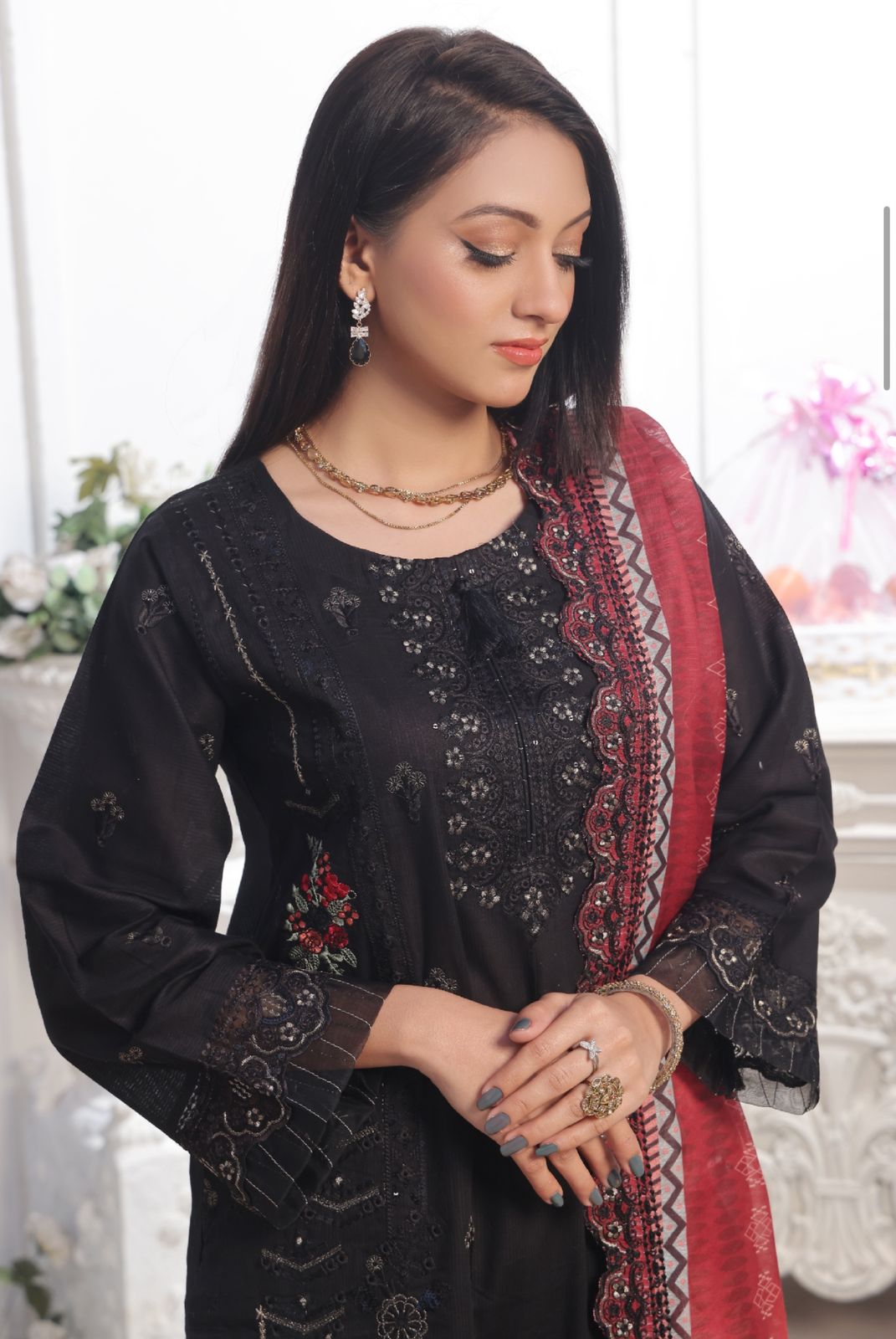 MonCheri Ready to Wear