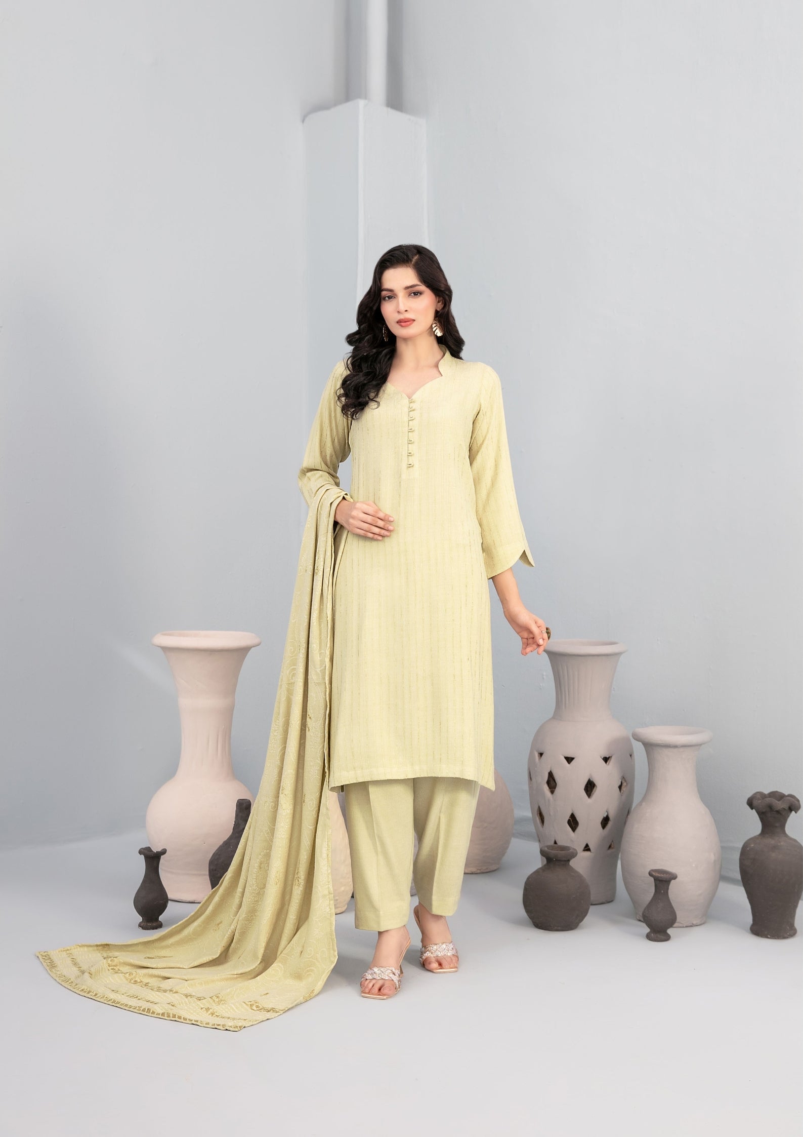 ANEZA - Unstitched Fancy Leather Peach