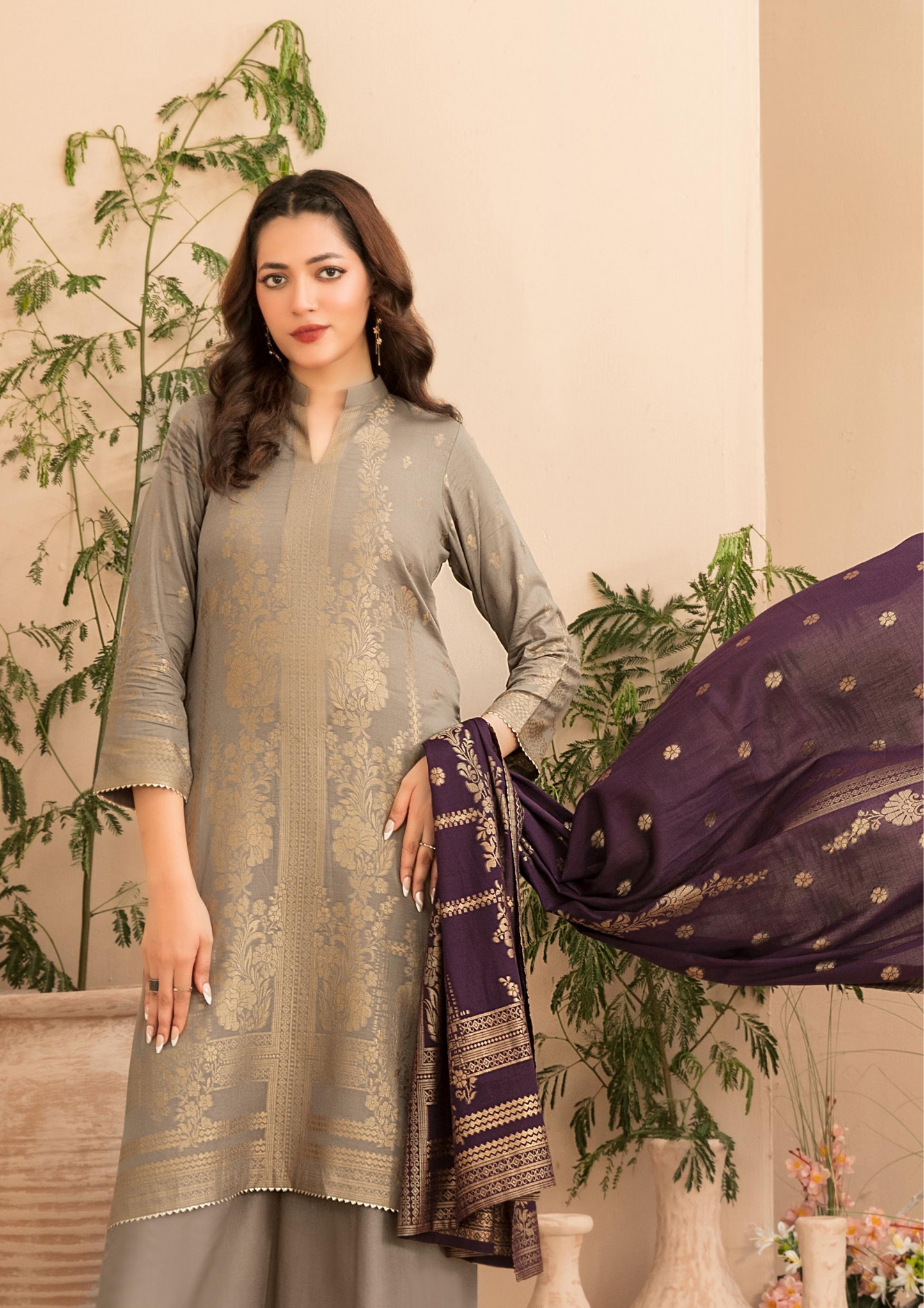 LAWN TALE - Unstitched 3-Piece Broshia Banarsi Lawn