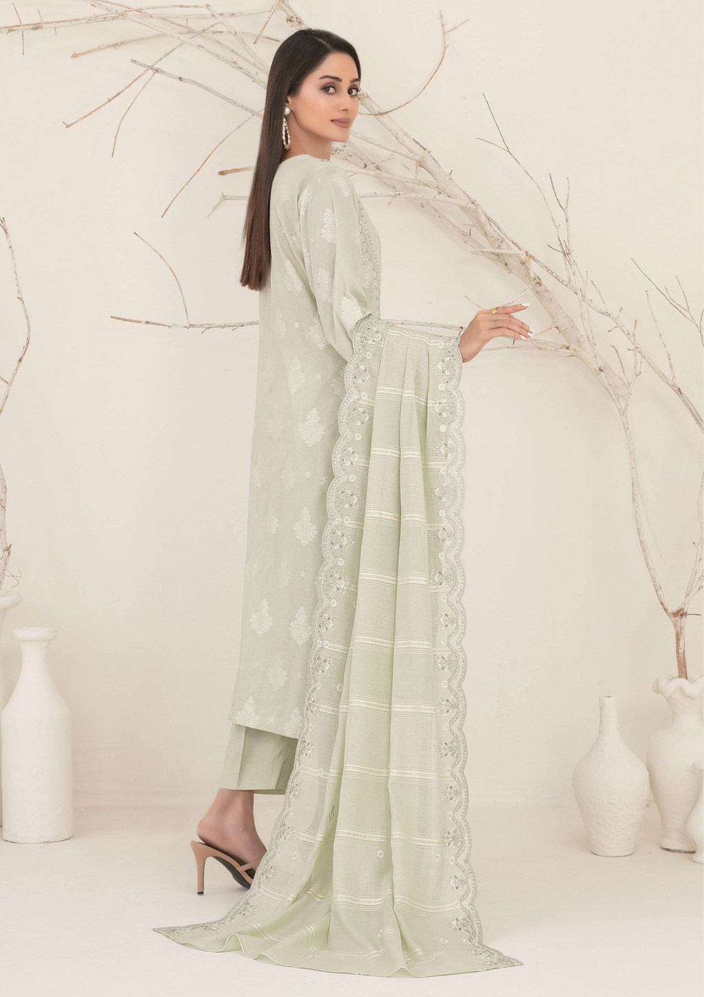 ZEENAT - Unstitched 3-Piece Broshia Banarsi