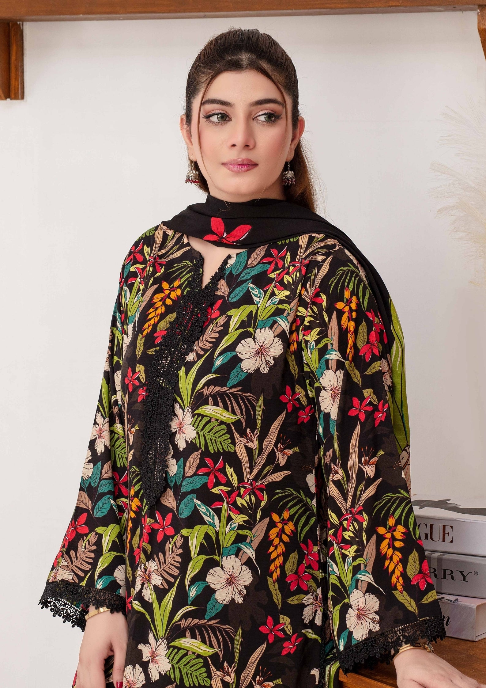 SHAFAQ - Unstitched 3-PCS Bana Dora Linen
