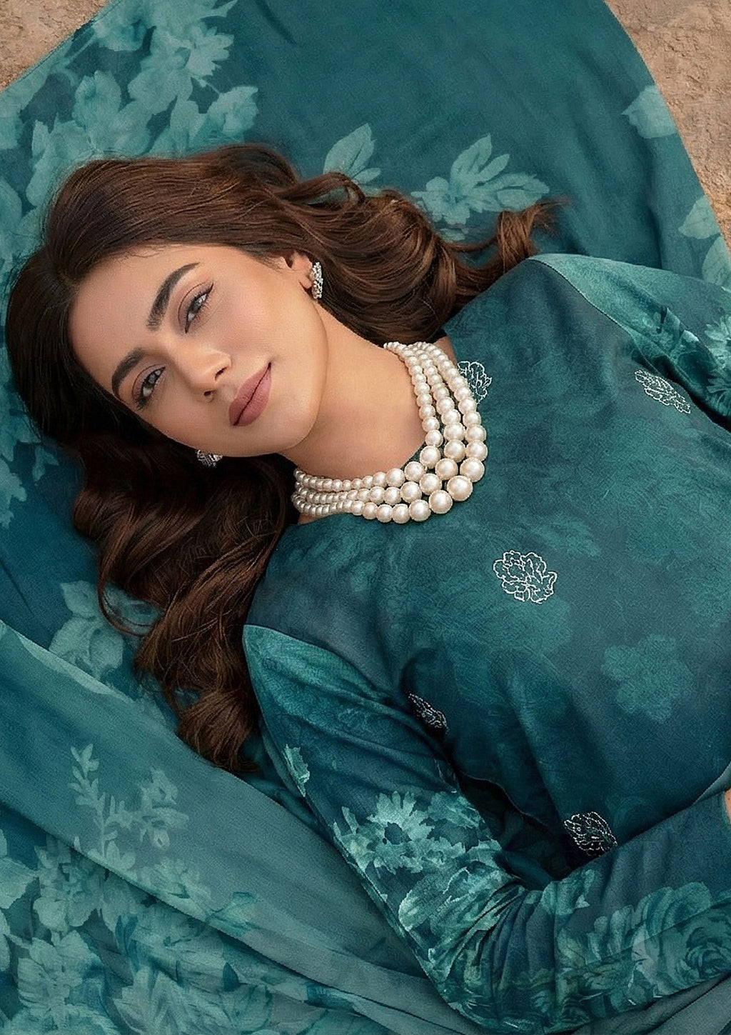 SUNO CHANDA - by Moncheri