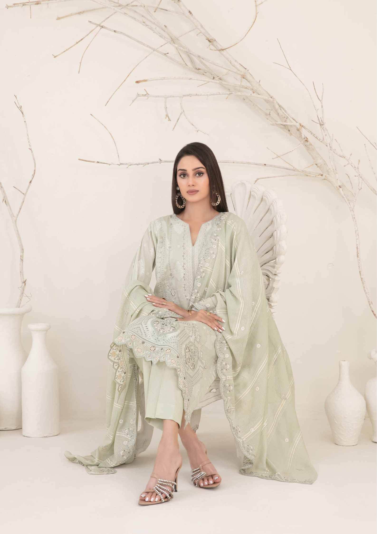ZEENAT - Unstitched 3-Piece Broshia Banarsi