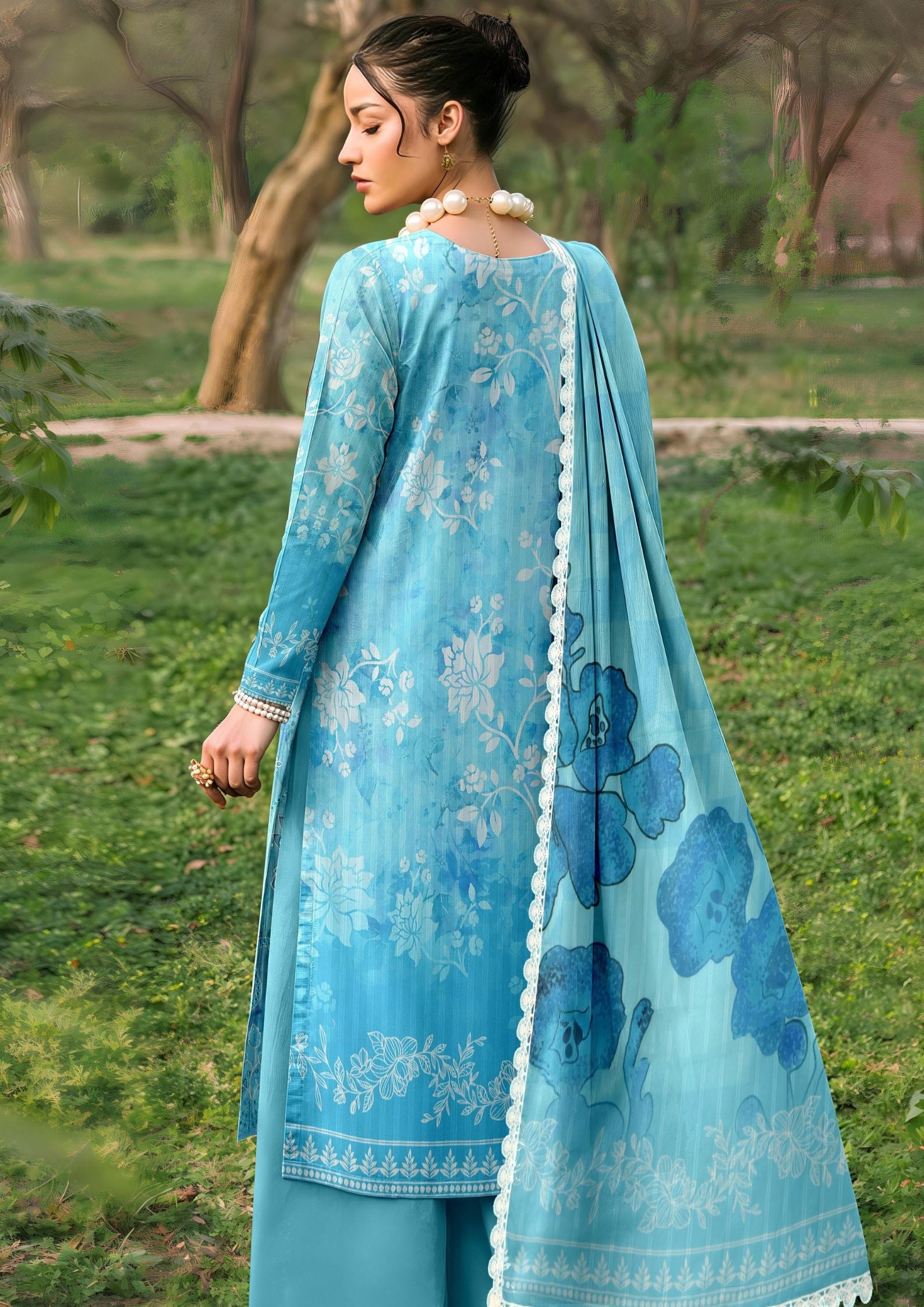 KHUSHBOO - by Moncheri