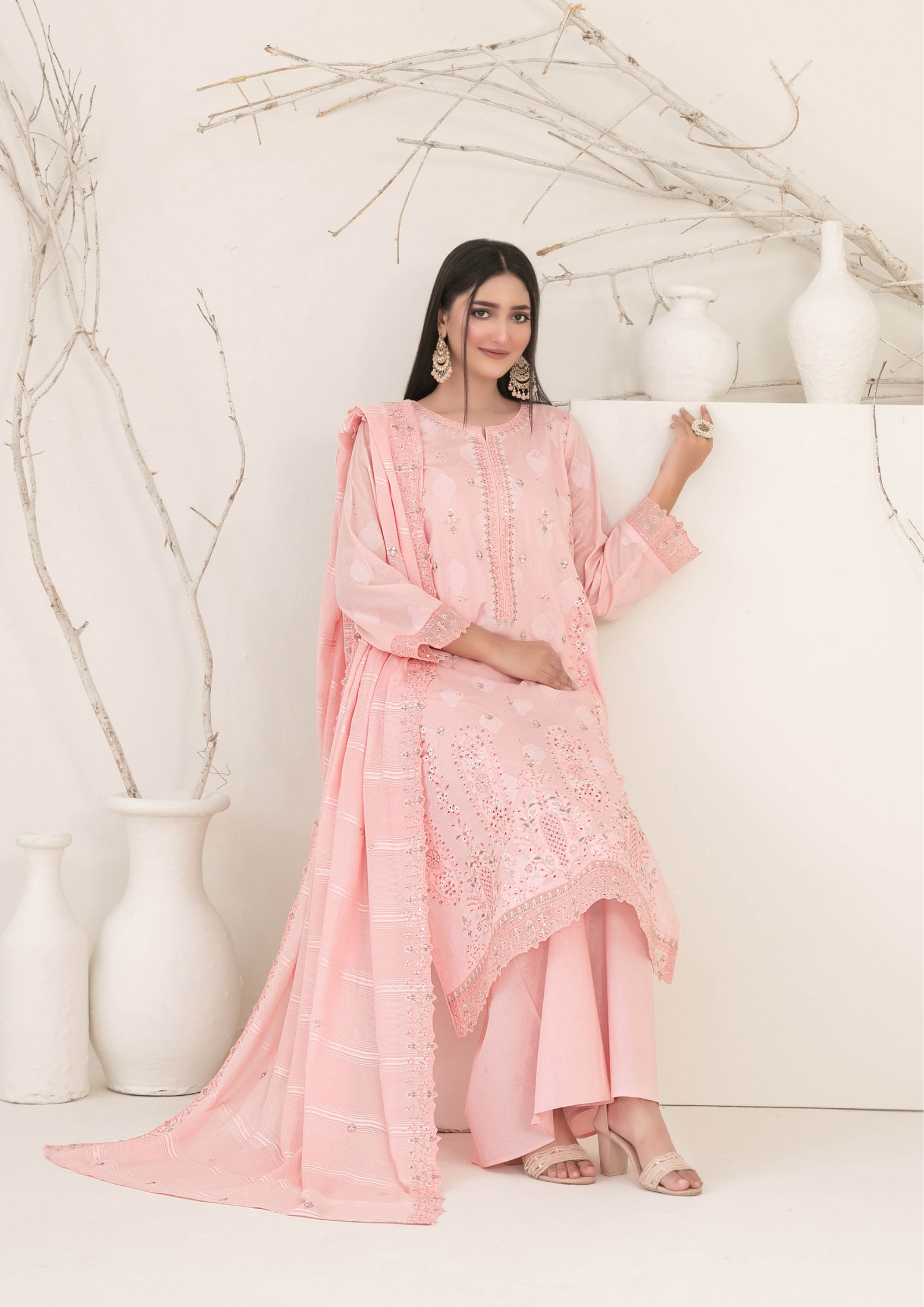 ZEENAT - Unstitched 3-Piece Broshia Banarsi