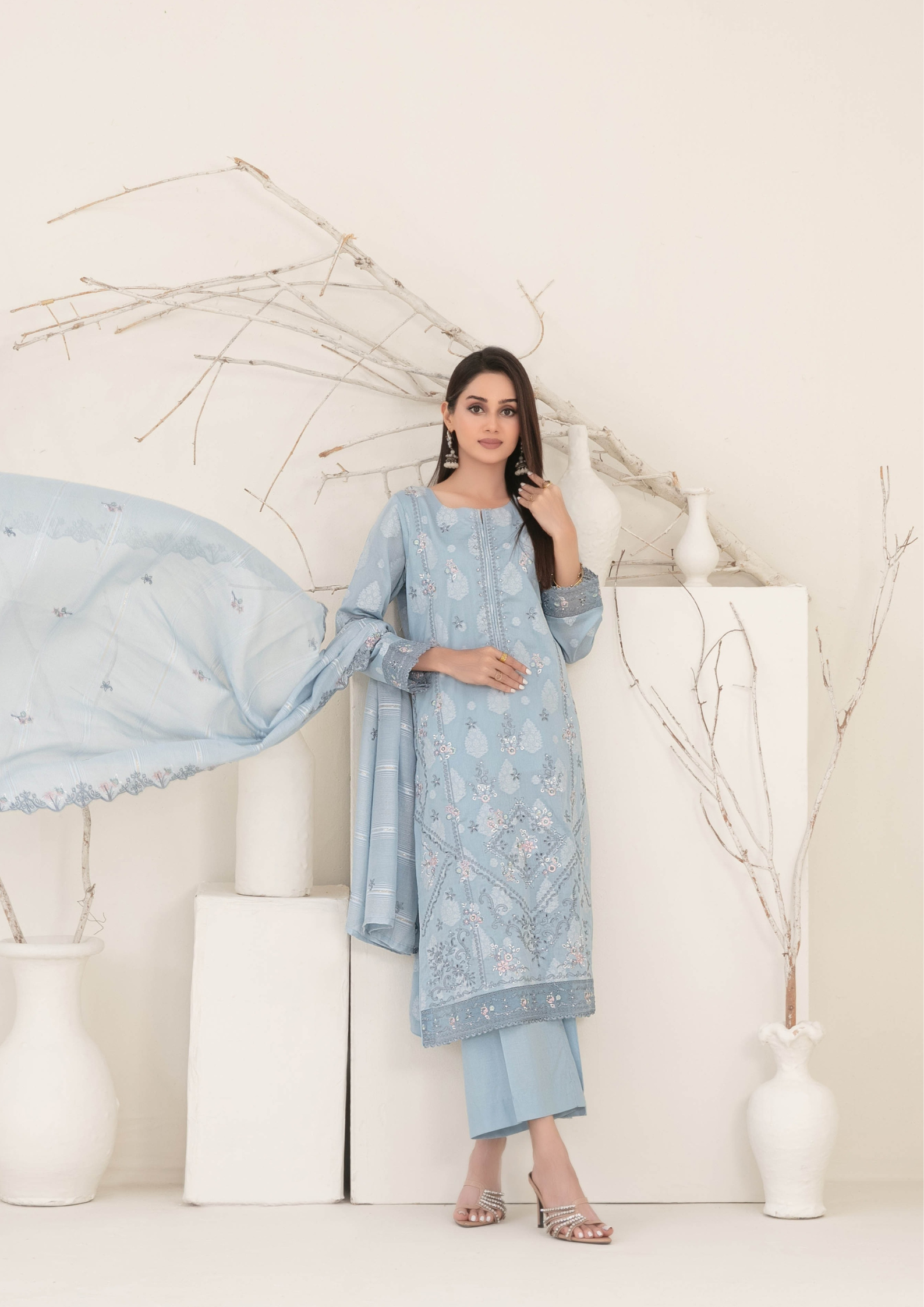 ZEENAT - Unstitched 3-Piece Broshia Banarsi