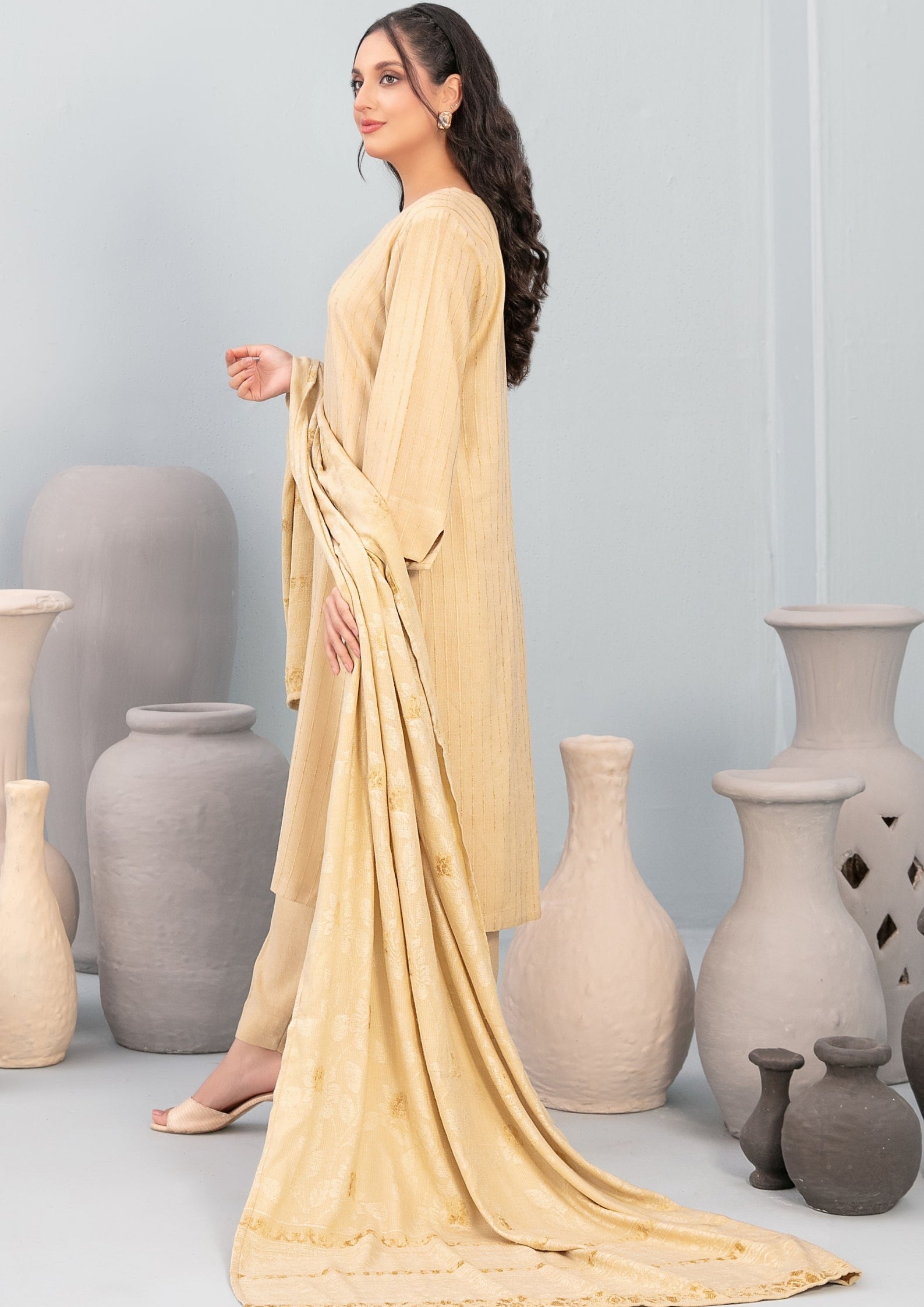 ANEZA - Unstitched Fancy Leather Peach