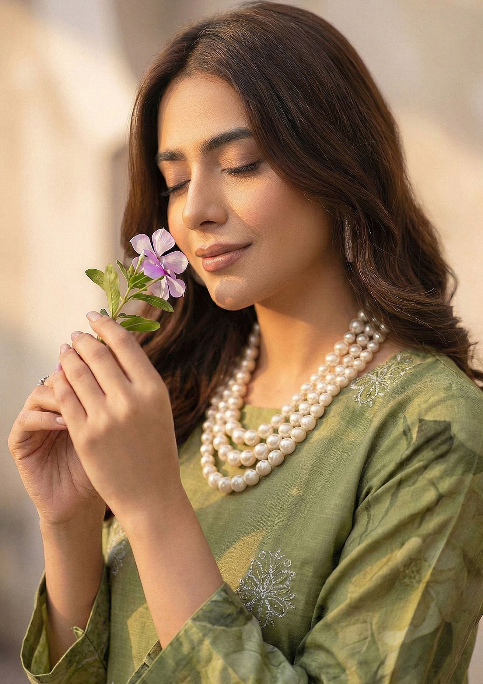 SUNO CHANDA - by Moncheri