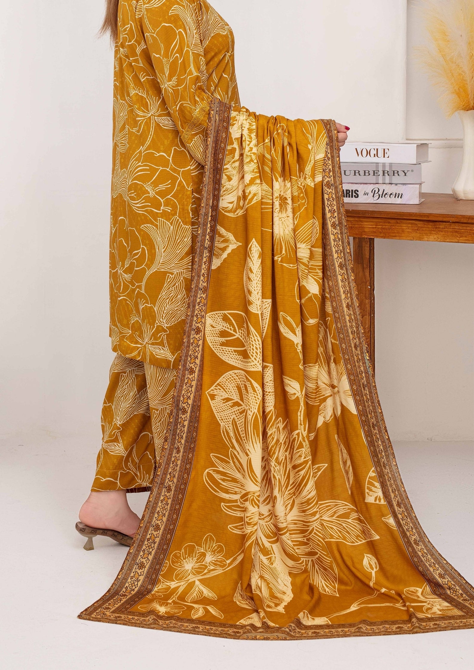 SHAFAQ - Unstitched 3-PCS Bana Dora Linen