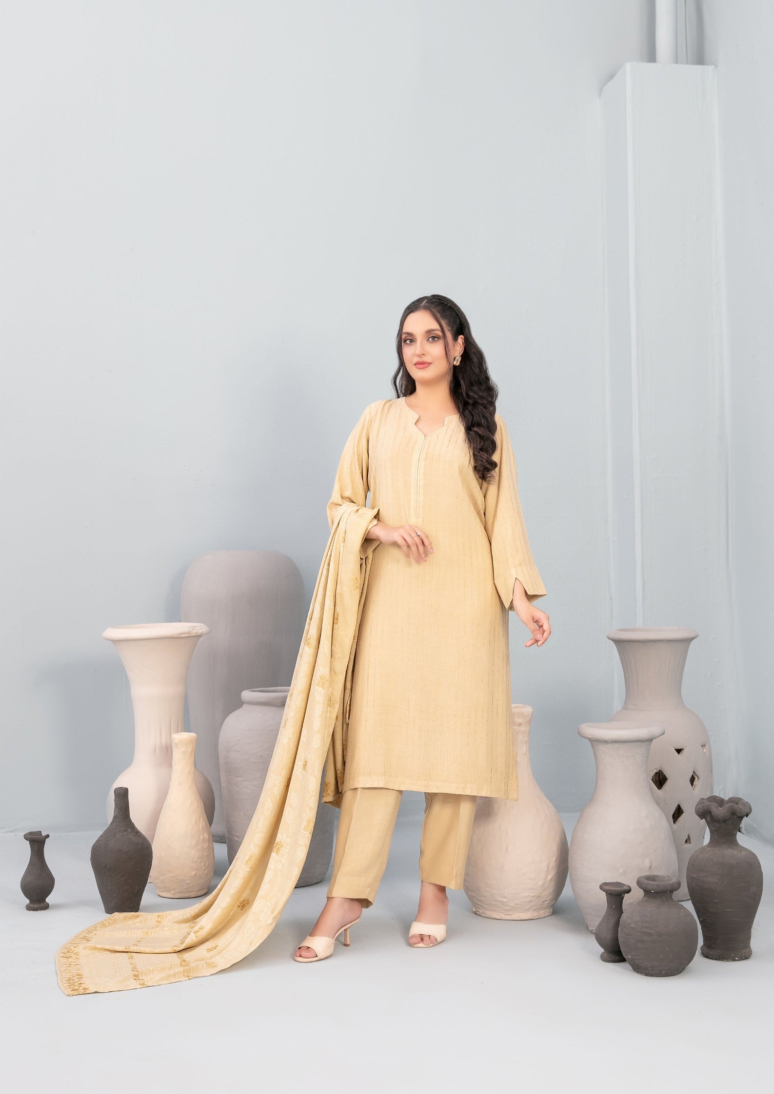 ANEZA - Unstitched Fancy Leather Peach