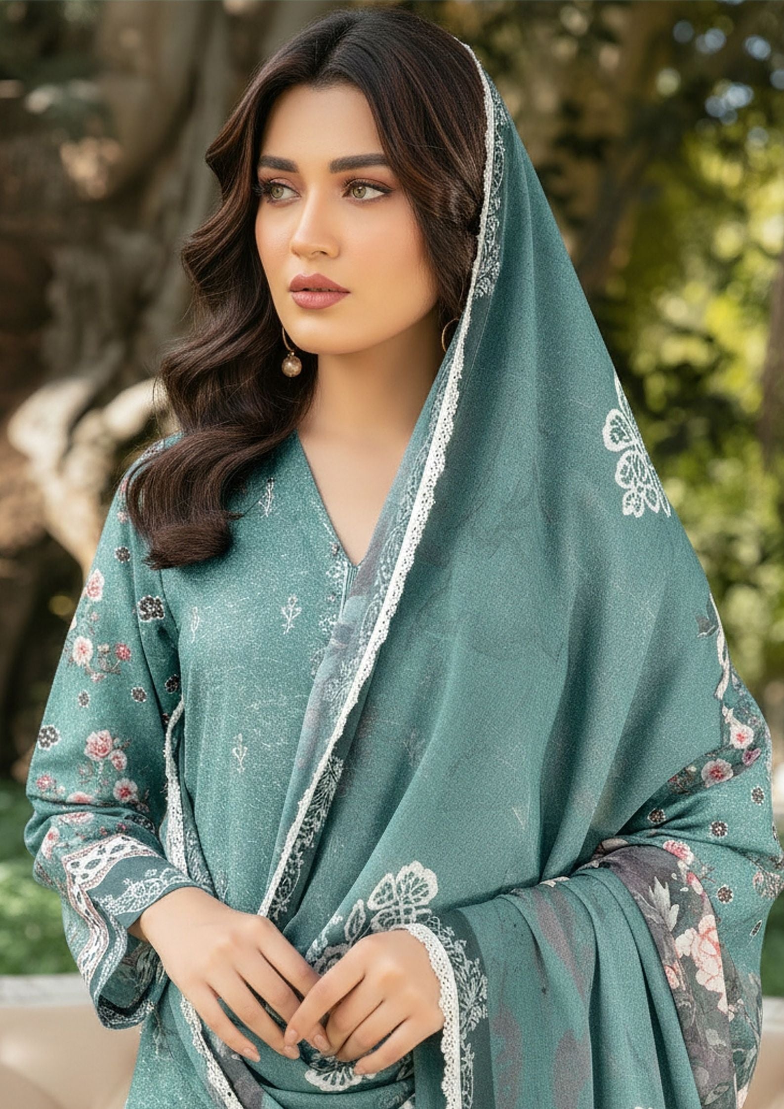 Jashan e Baharn - by Moncheri