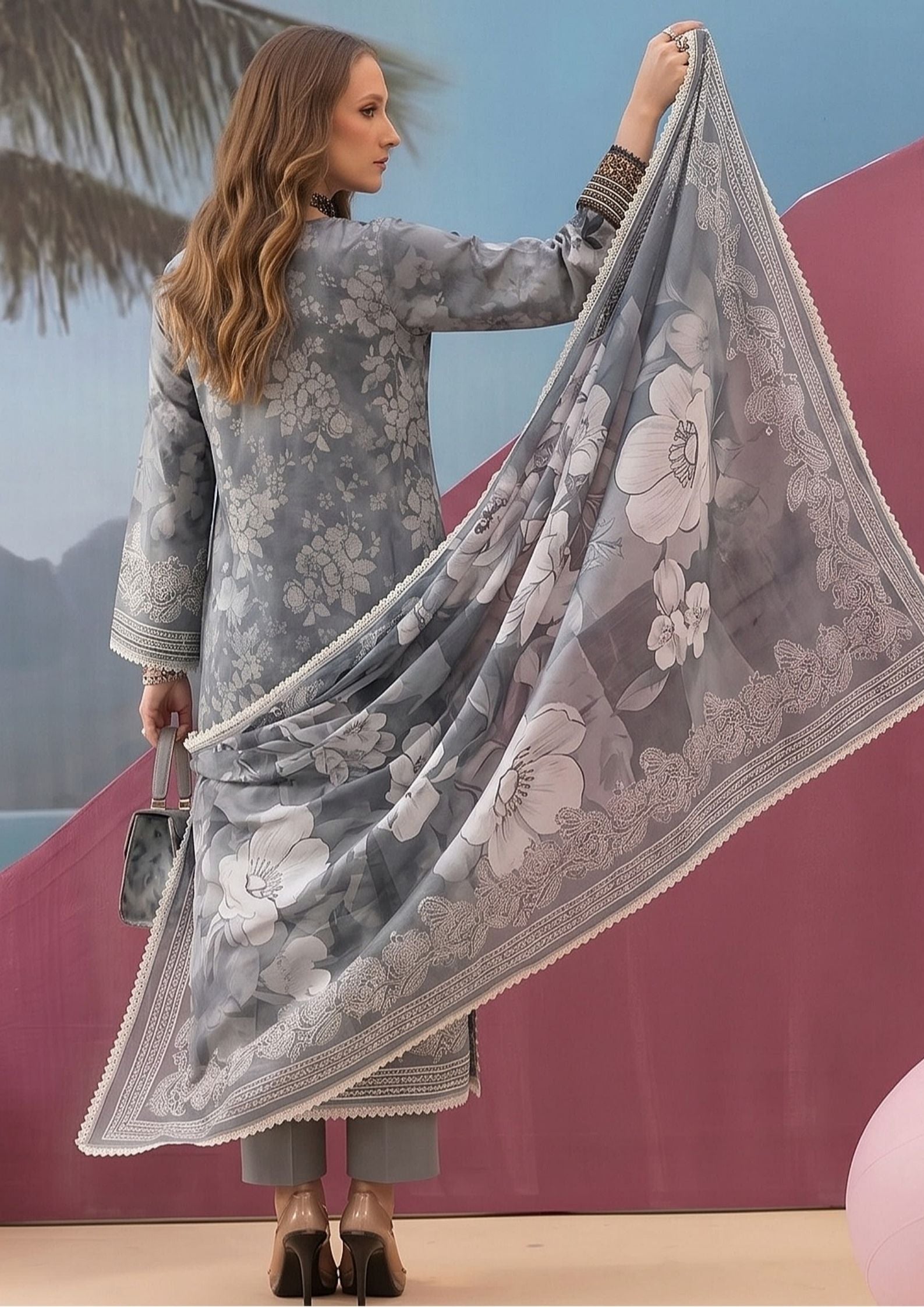 Subah Sham by Moncheri