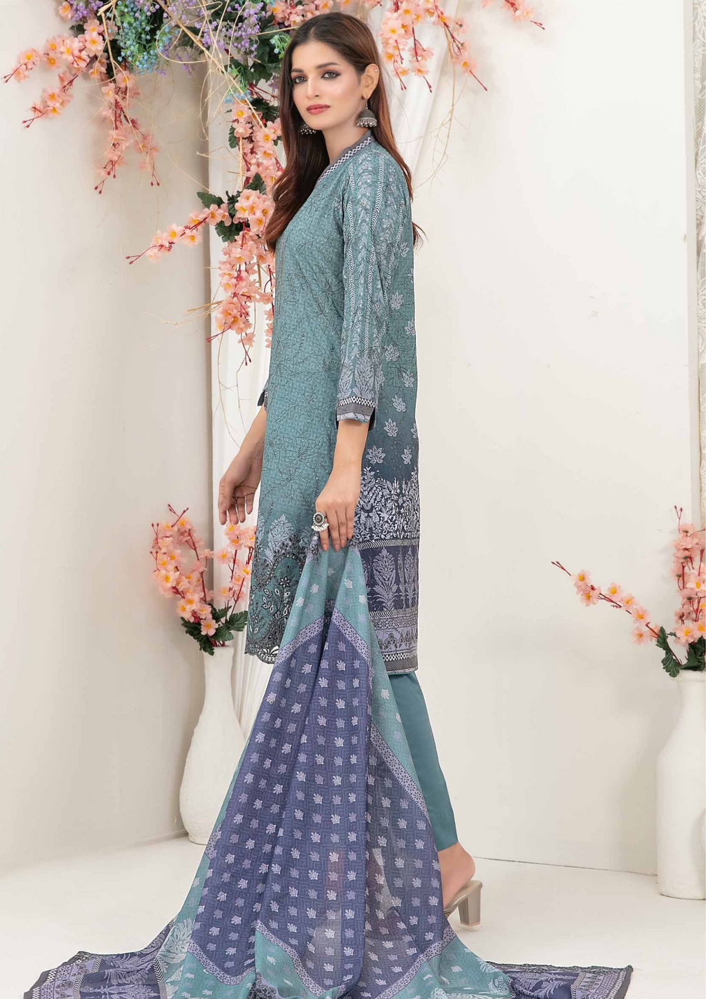 ULFAT - Unstitched 3-Piece Digital Lawn Prints
