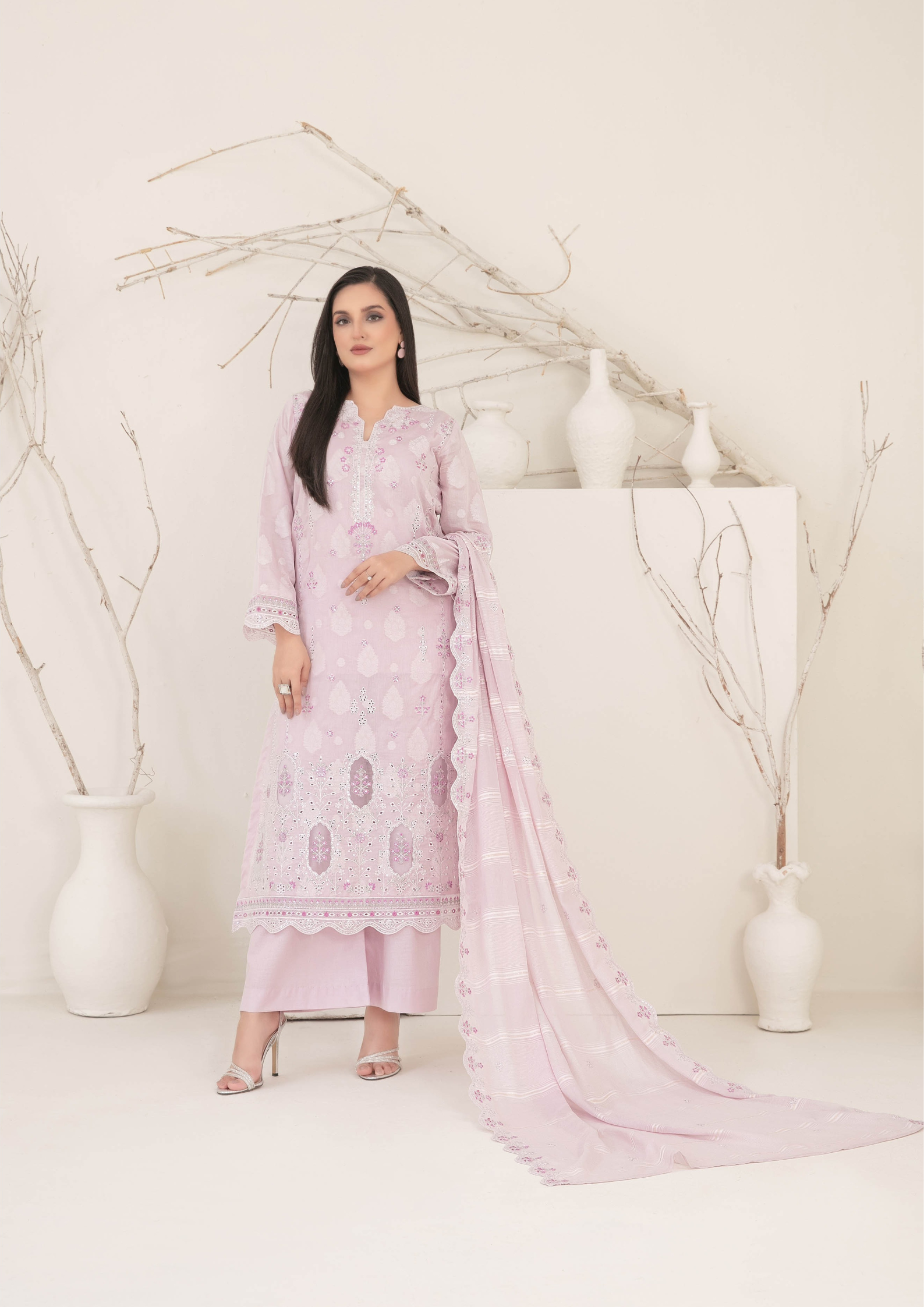 ZEENAT - Unstitched 3-Piece Broshia Banarsi