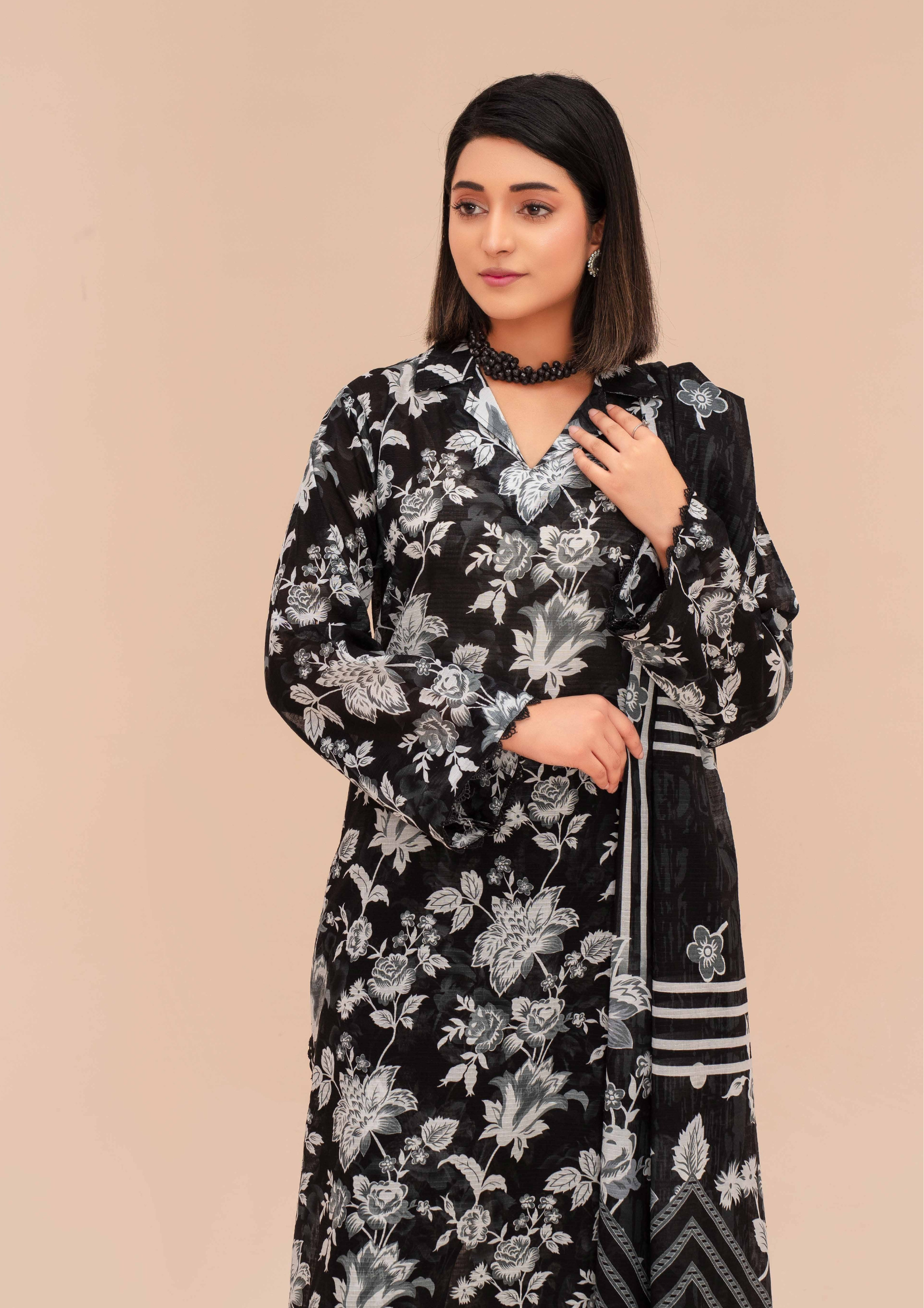 GULL E SIYAH - Unstitched 3-Piece Diigital Printed Lawn