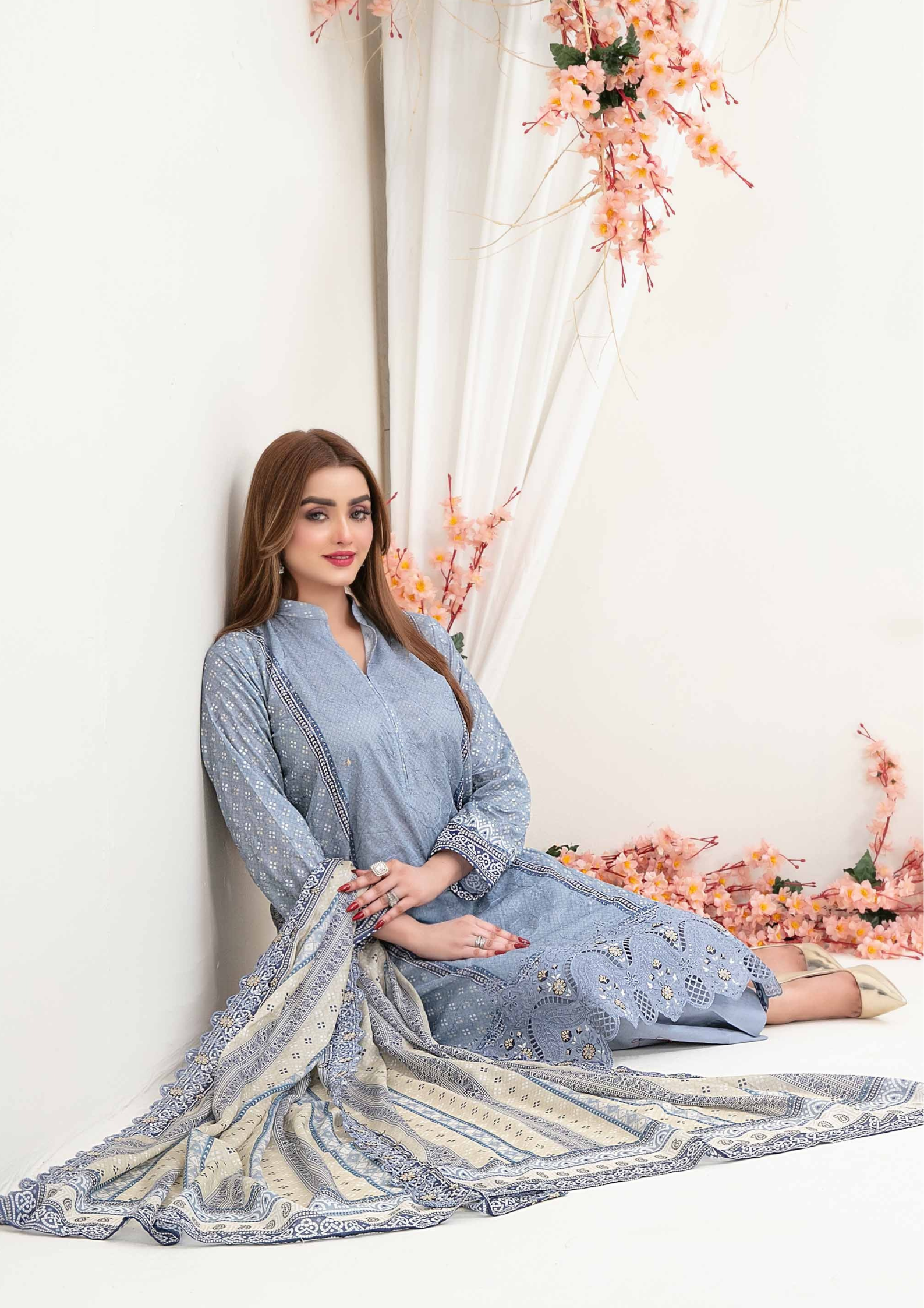 ULFAT - Unstitched 3-Piece Digital Lawn Prints
