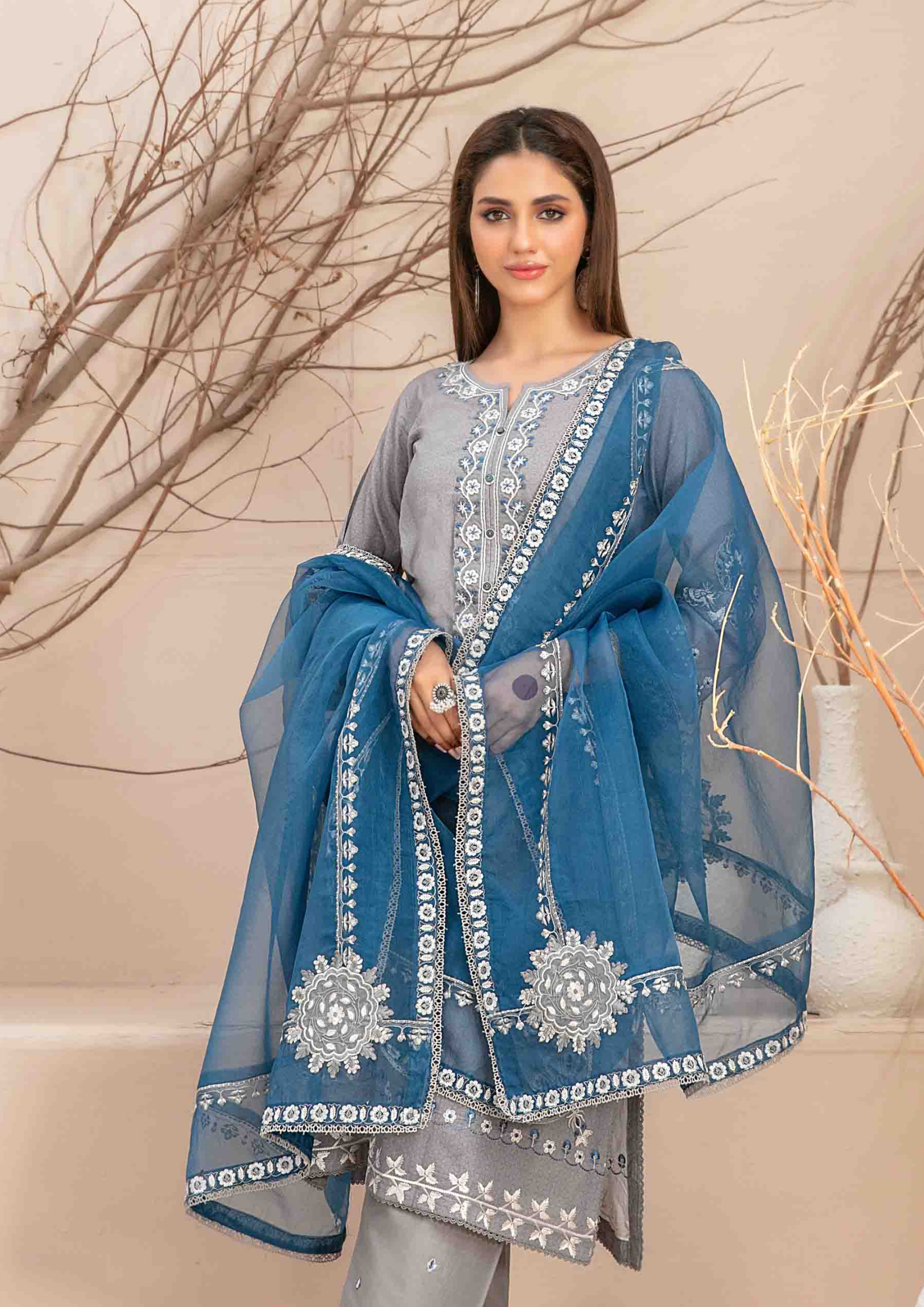 TWIST - Stitched 3-Piece Embroidered Digital Lawn