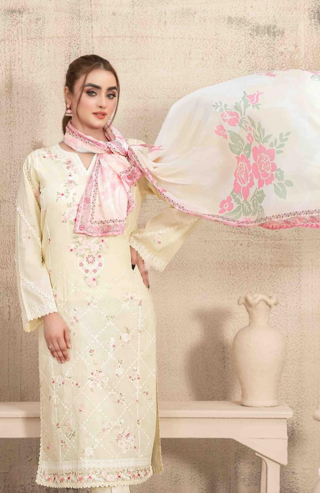 MonCheri Ready to Wear